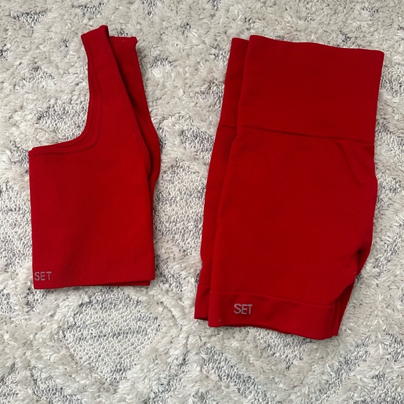 SET Active Vibrant Red Activewear set